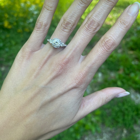 Tacori Engagement Ring - Picture 2 of 8